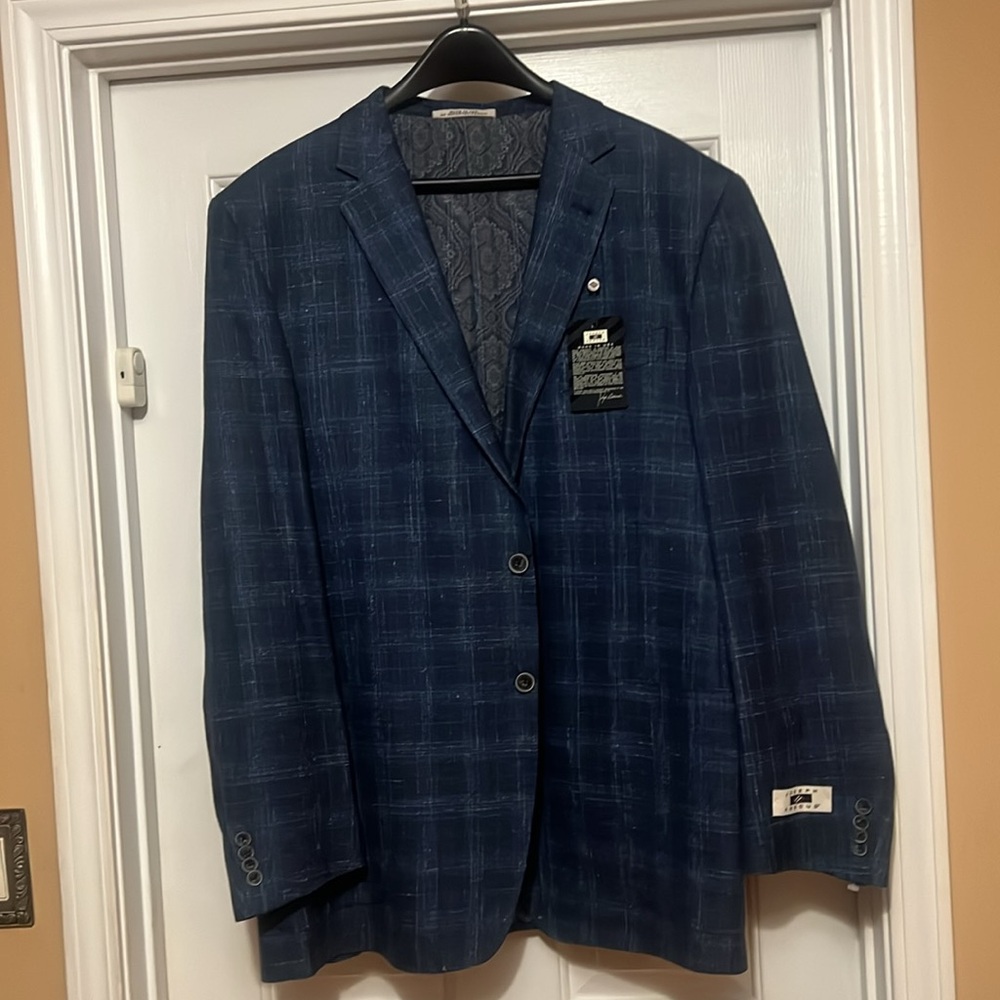 Sports Jacket - Picture 3 of 3